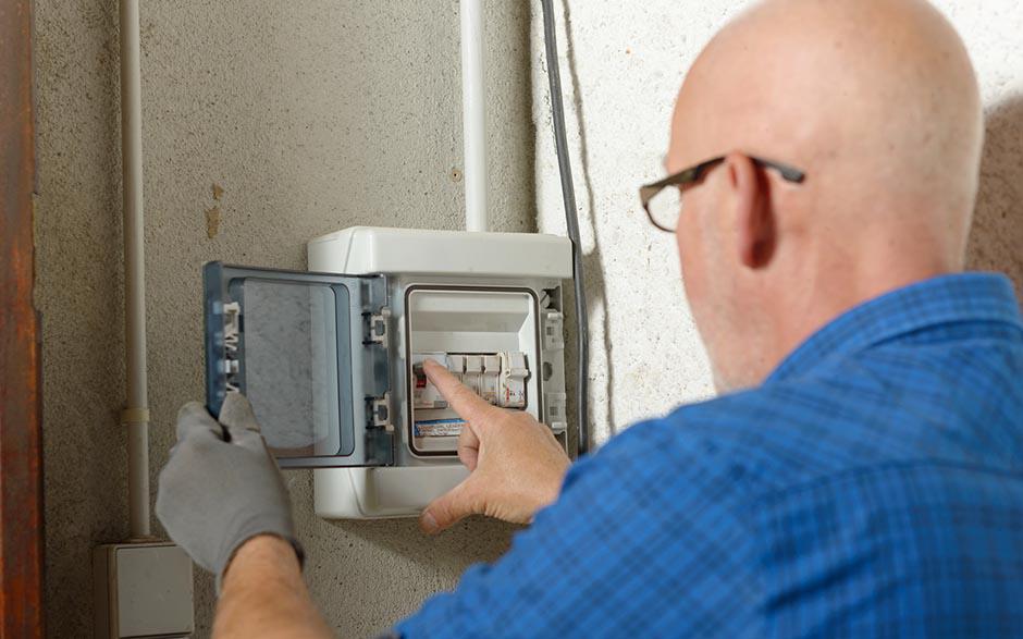 tarif électricien Verneuil-en-Halatte
